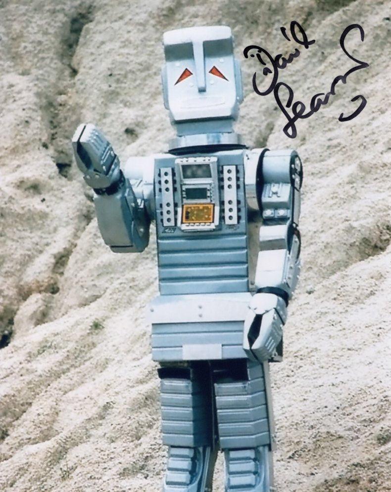 DAVID LEARNER - Marvin The Paranoid Android - Hitchhikers  Guide To The Galaxy  hand signed 10 x 8 photo