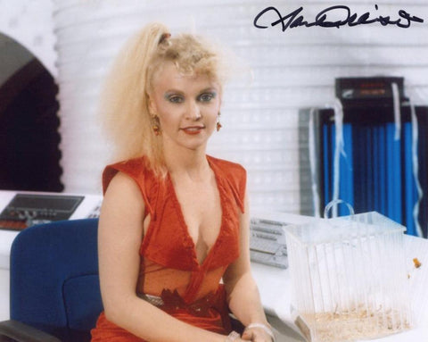 SANDRA DICKINSON - Trillian in The Hitchhikers Guide To The Galaxy -  hand signed 10 x 8 photo